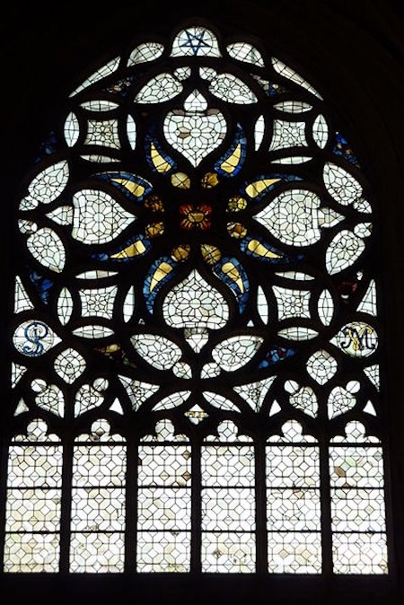 saint-merry, pentagram in stained glass window